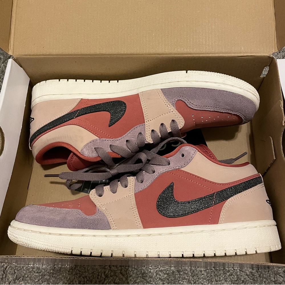 Womens air Jordan 1 low